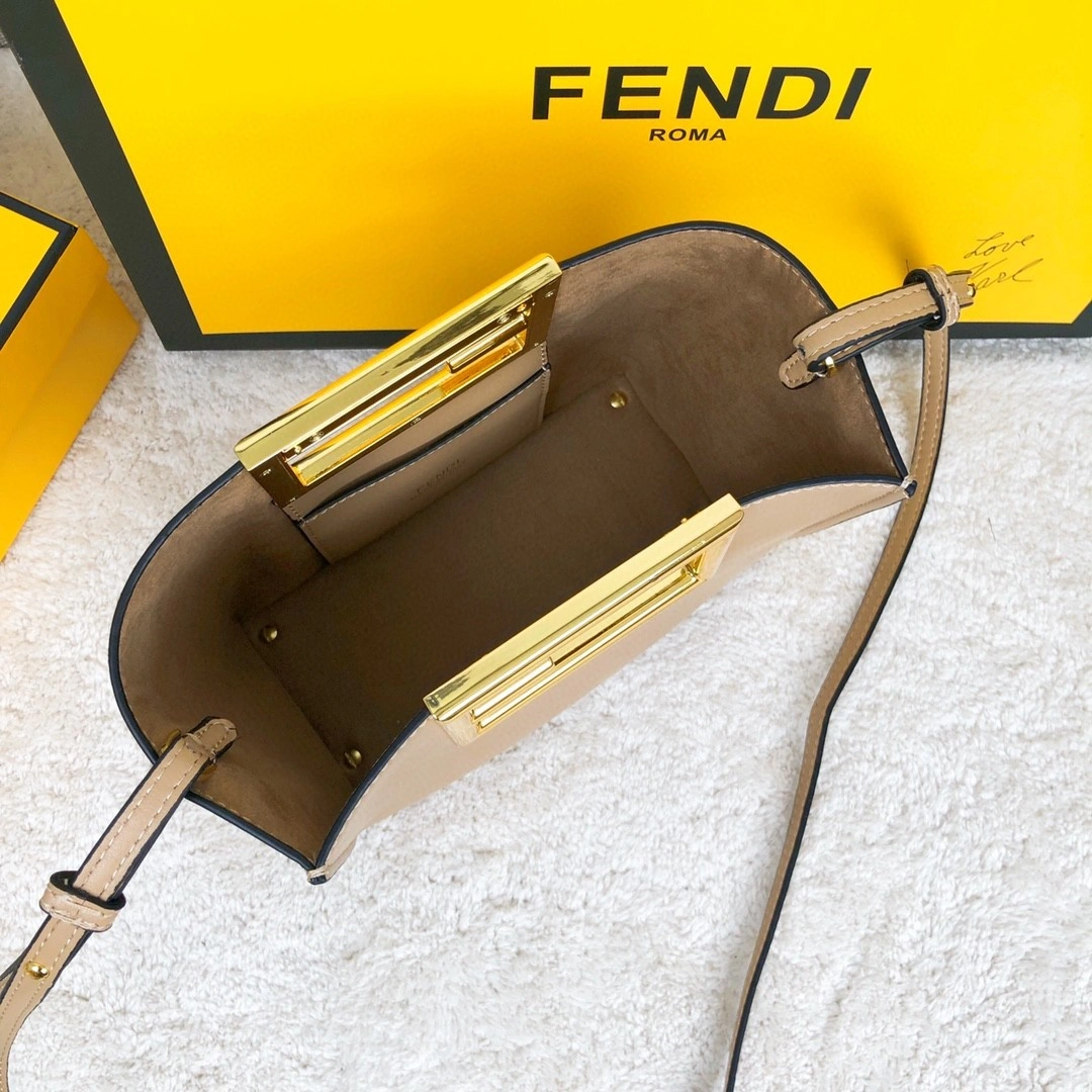 AIR- 8BS054-AAIW-F15KR Calfskin item : BT-B225E2704W