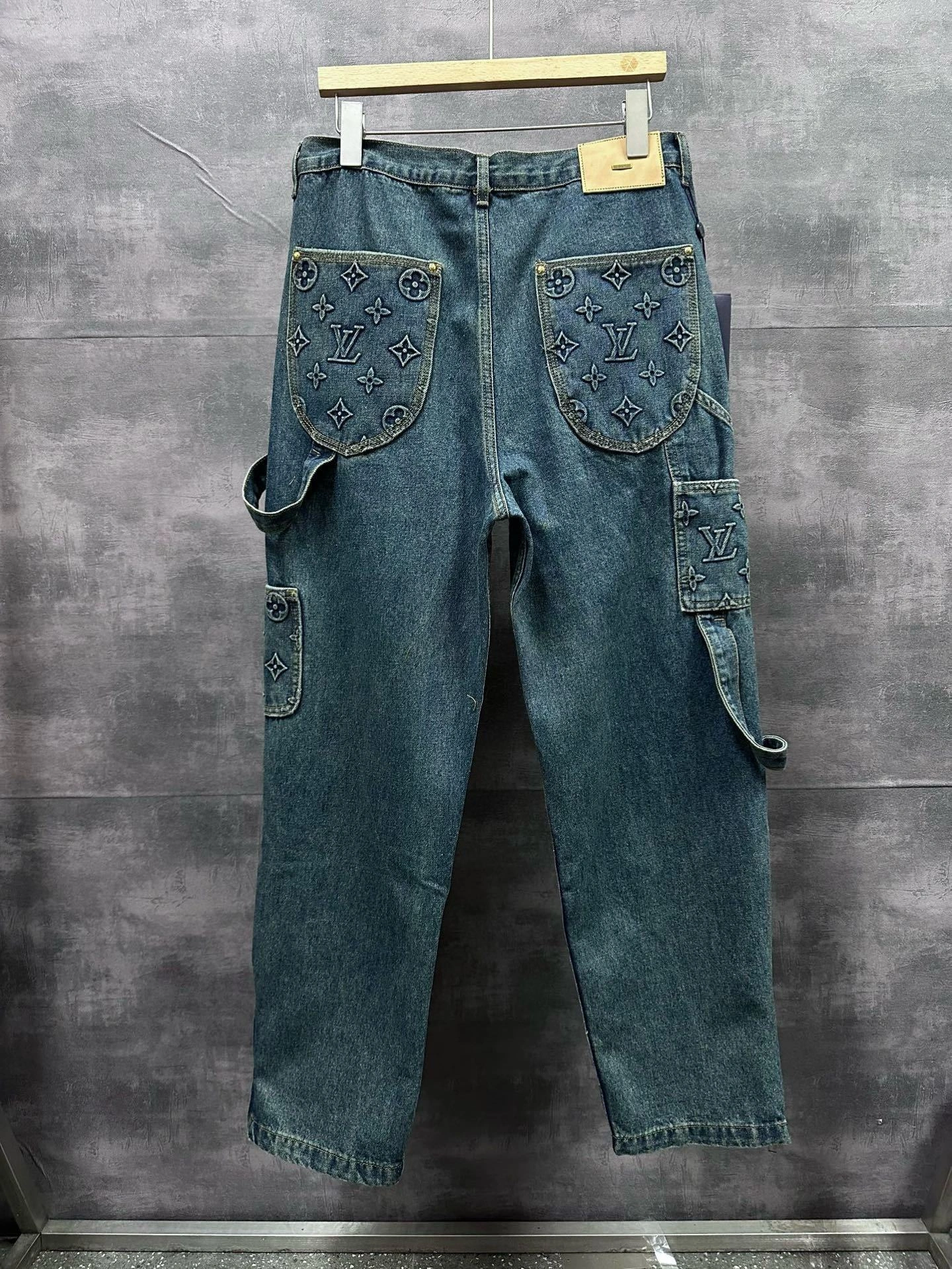 AIR- 8V item:E-F000C1543