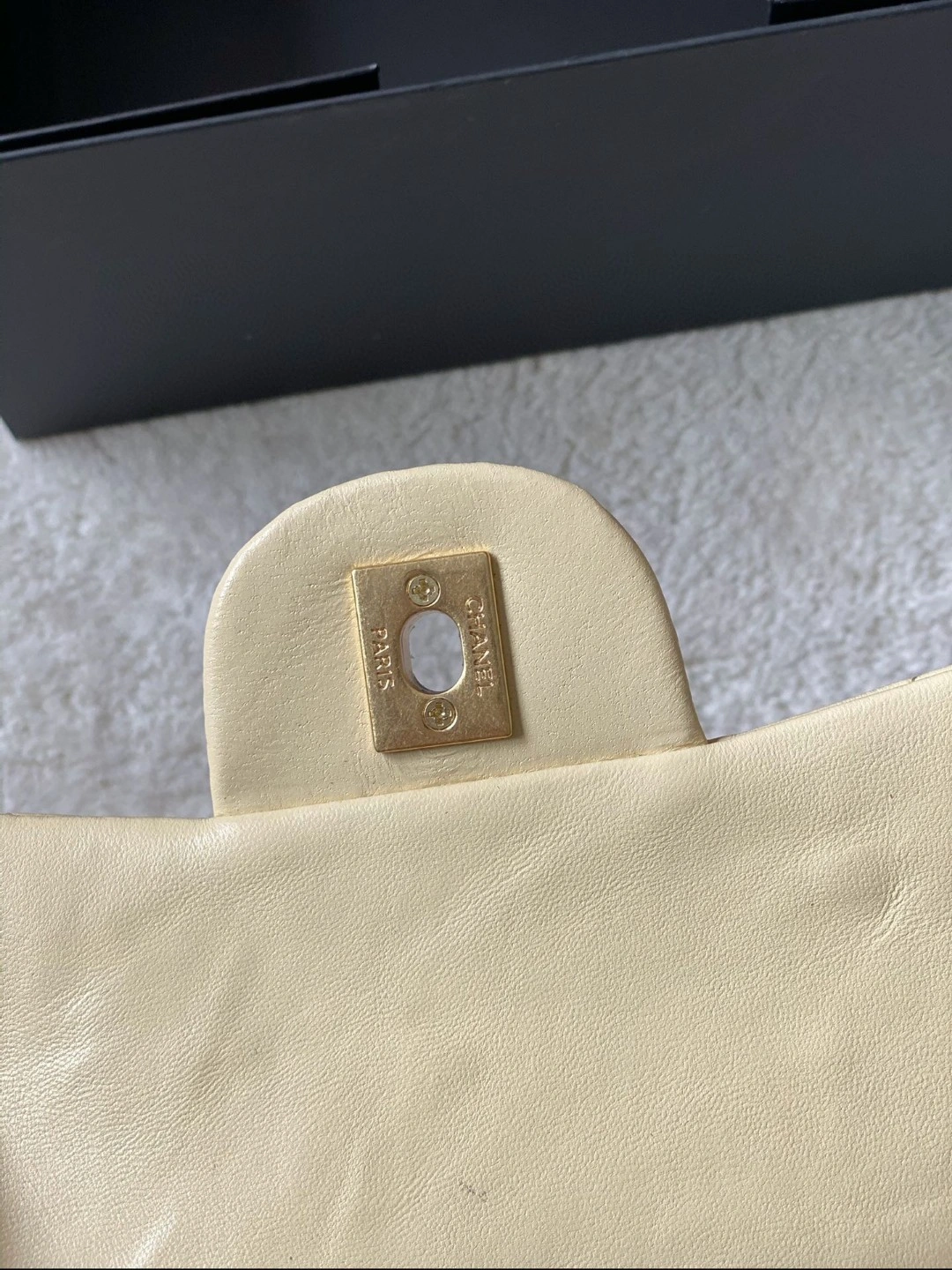 AIR- AS1786-B02916-NA105 sheephide item : BT-B225D2819W