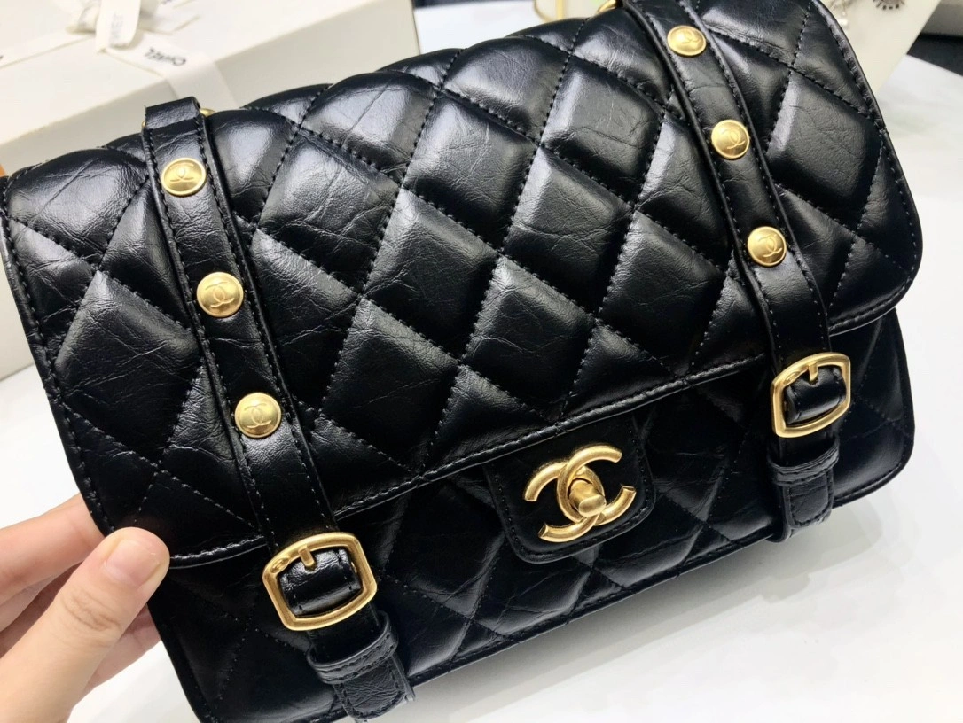 AIR- AS2696-B06361-94305 Calfskin item : BT-B225D3016W