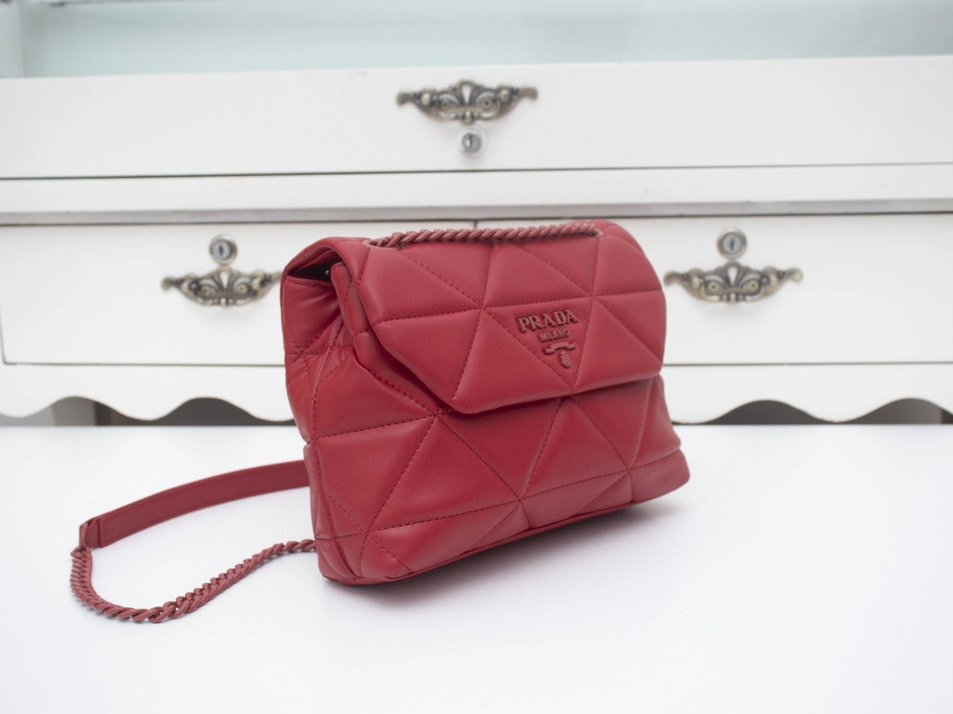 AIR- BD233 Lambskin item : BT-B225C2702W