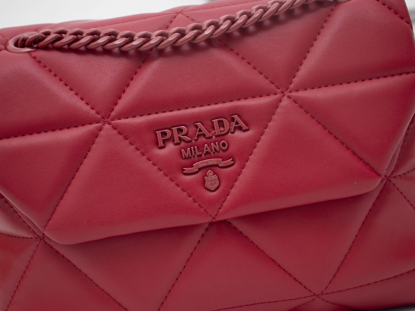 AIR- BD233 Lambskin item : BT-B225C2702W