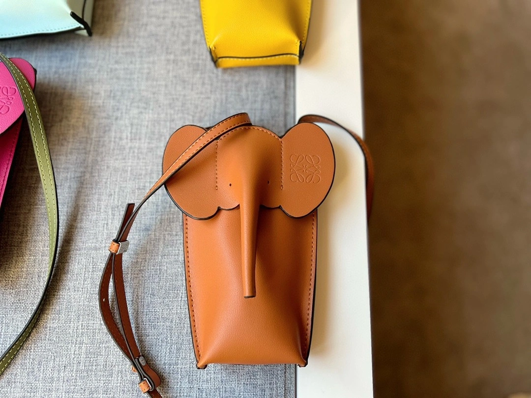 AIR- C623B02X03-2530 Calfskin item : BT-B264E1329W