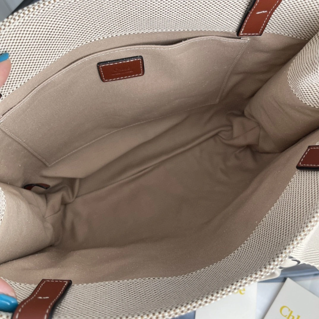AIR- CHC21US383E6690U Woody Tote Bag item : BT-B225D2323W
