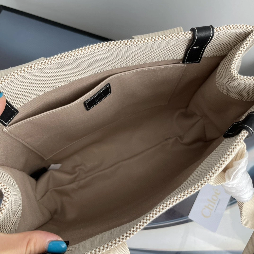 AIR- CHC21US383E6691J Woody Tote Bag item : BT-B225D2320W