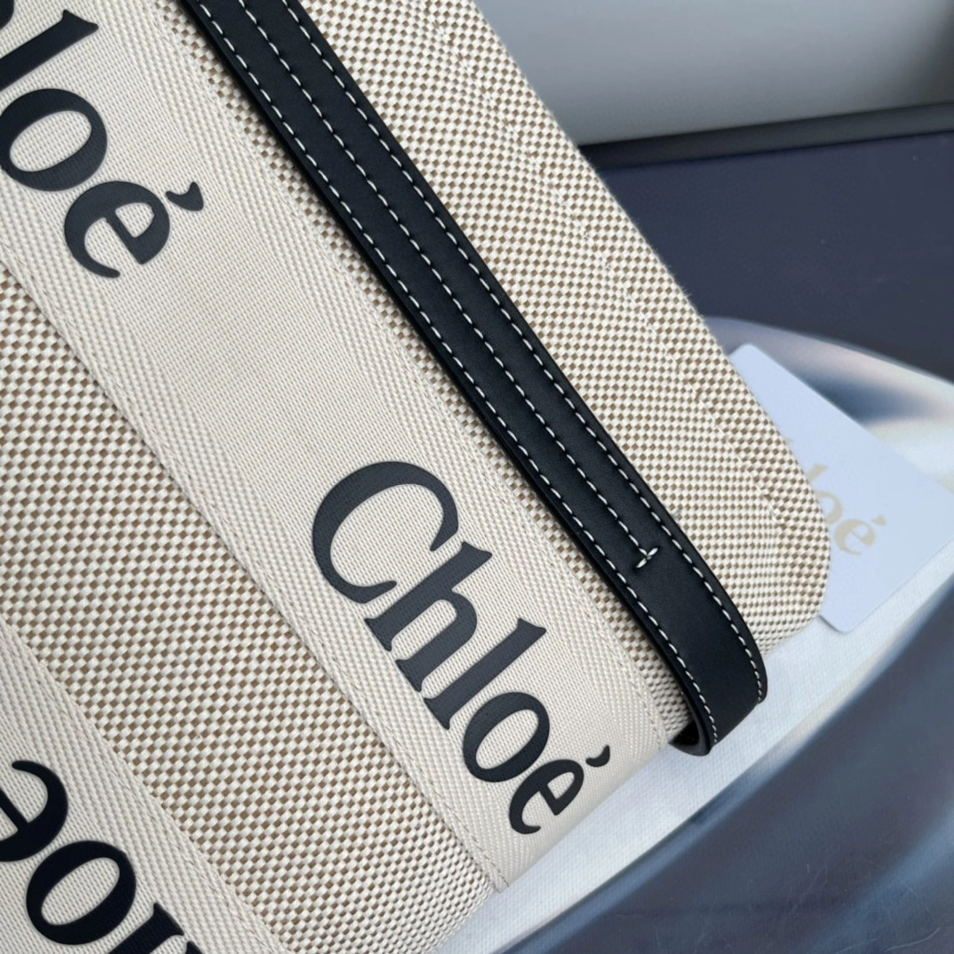 AIR- CHC21US385E6691J Woody Tote Bag item : BT-B225D2319W