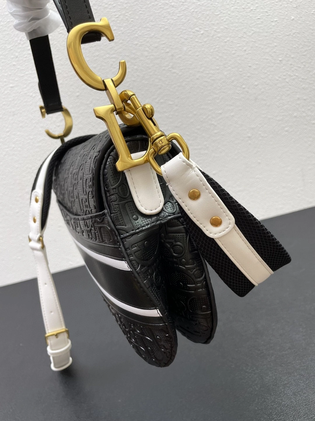 &AIR- M0455CDDV-M911 cowhide item : BT-B225E3038W