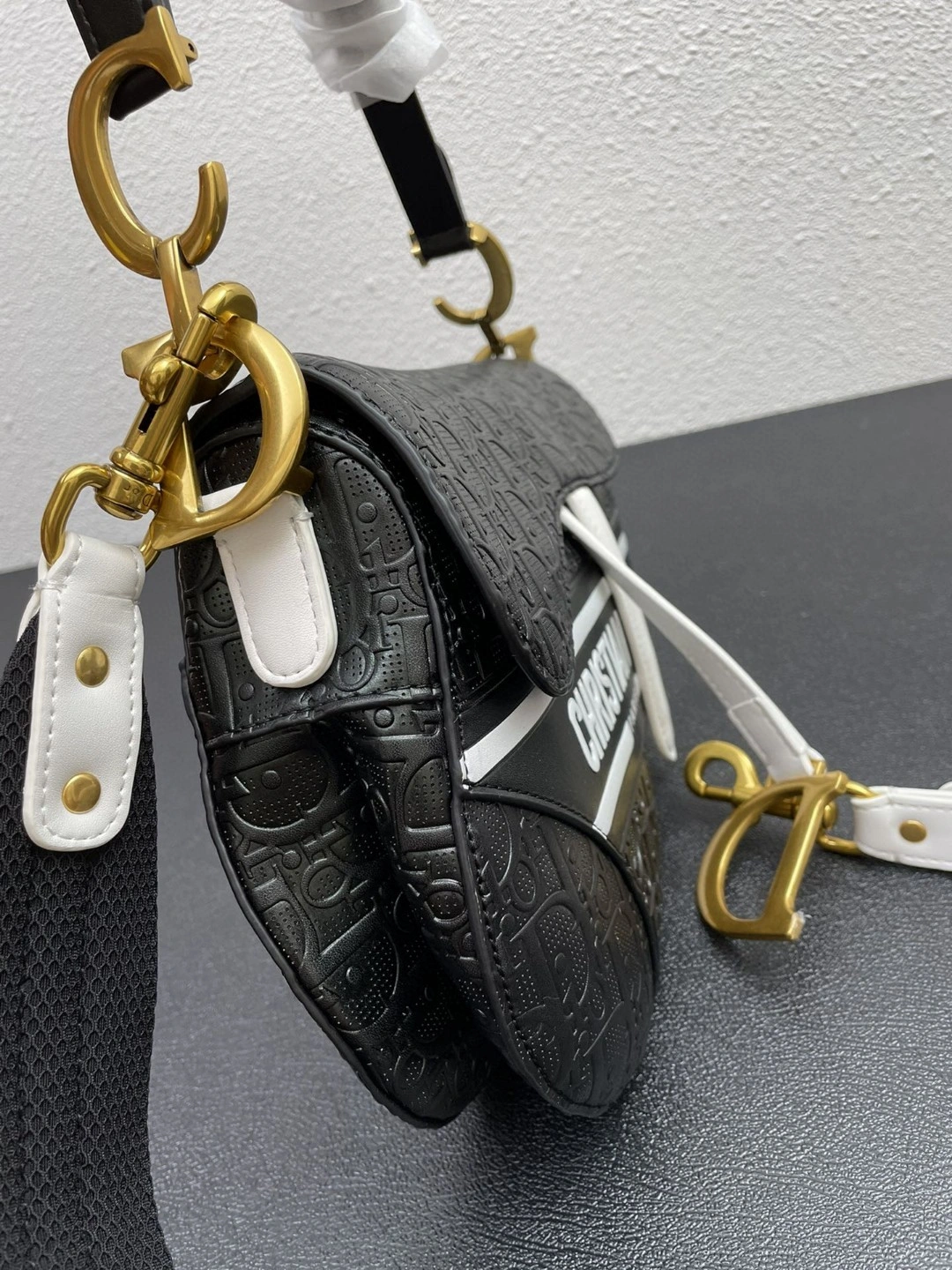 &AIR- M0455CDDV-M911 cowhide item : BT-B225E3038W