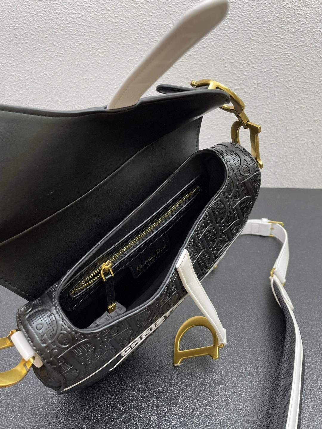 &AIR- M0455CDDV-M911 cowhide item : BT-B225E3038W