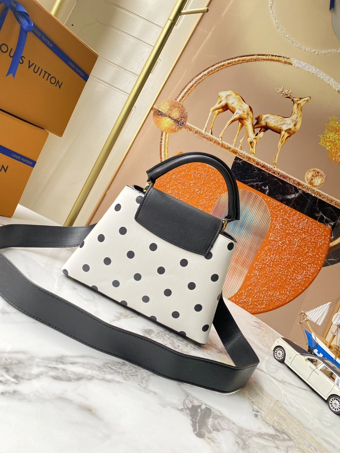 AIR- M20373 cowhide Capucines BB item : BT-B225E0638W