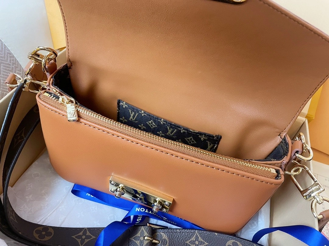AIR- M20396 Pochette Métis item : BT-B225E1613W