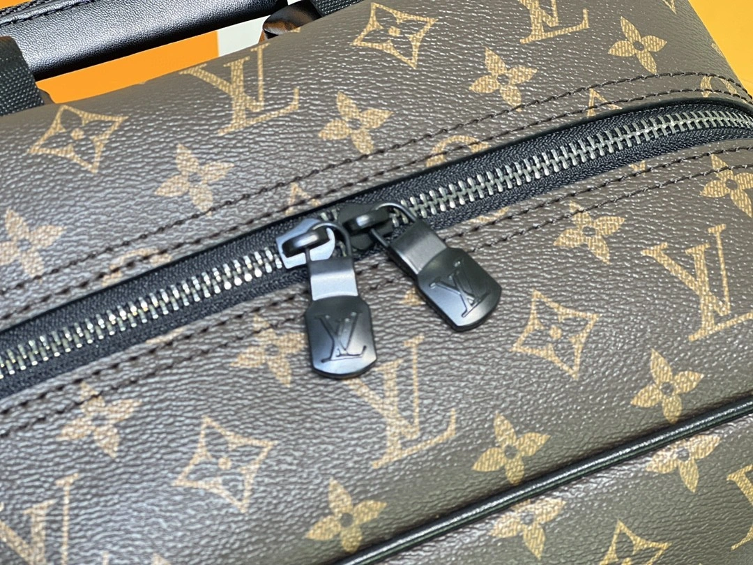 AIR- M45335 Monogram Macassar item : BT-B225C2706W