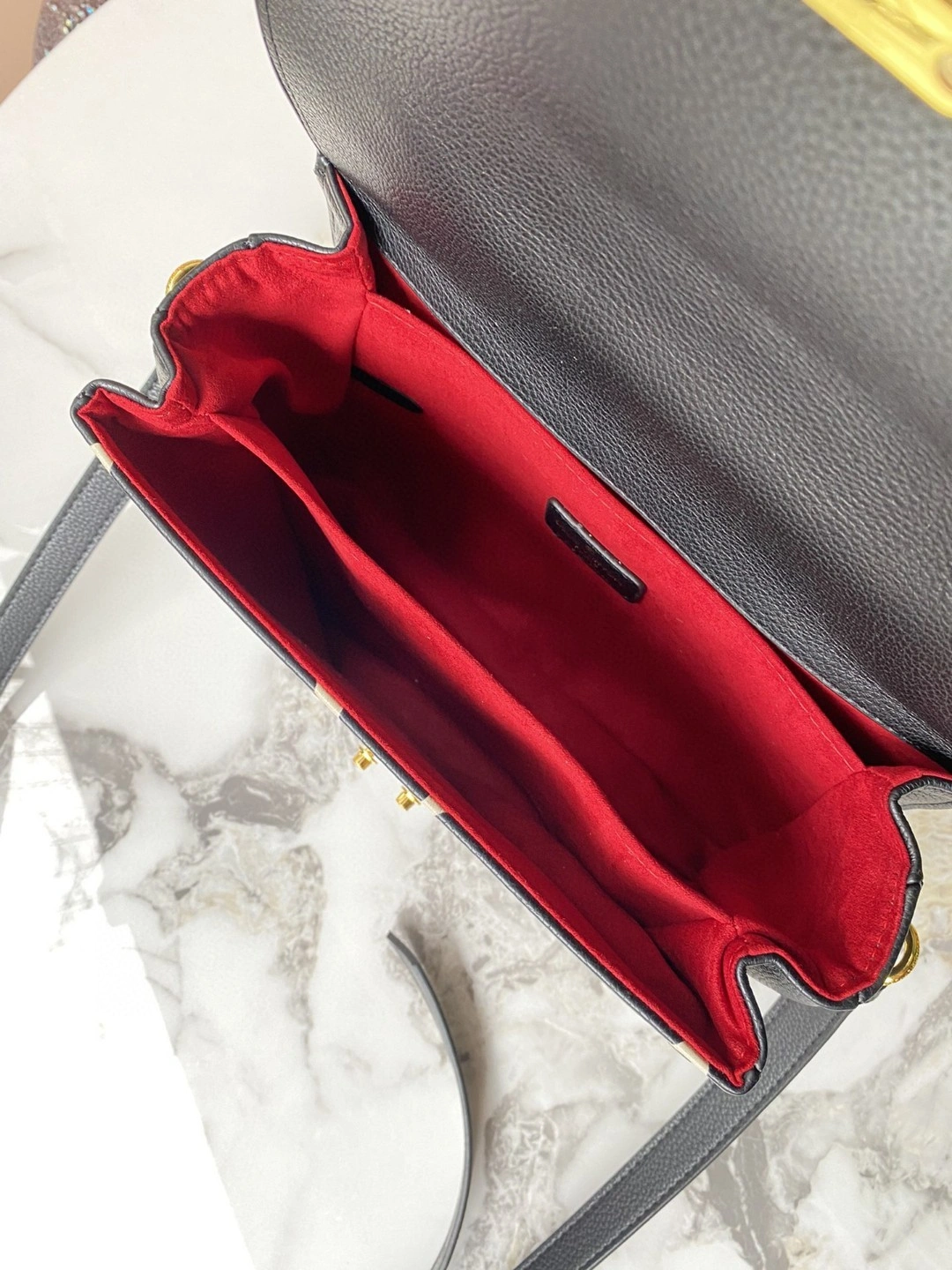 AIR- M45773 Pochette Metis item : BT-B225D3005W