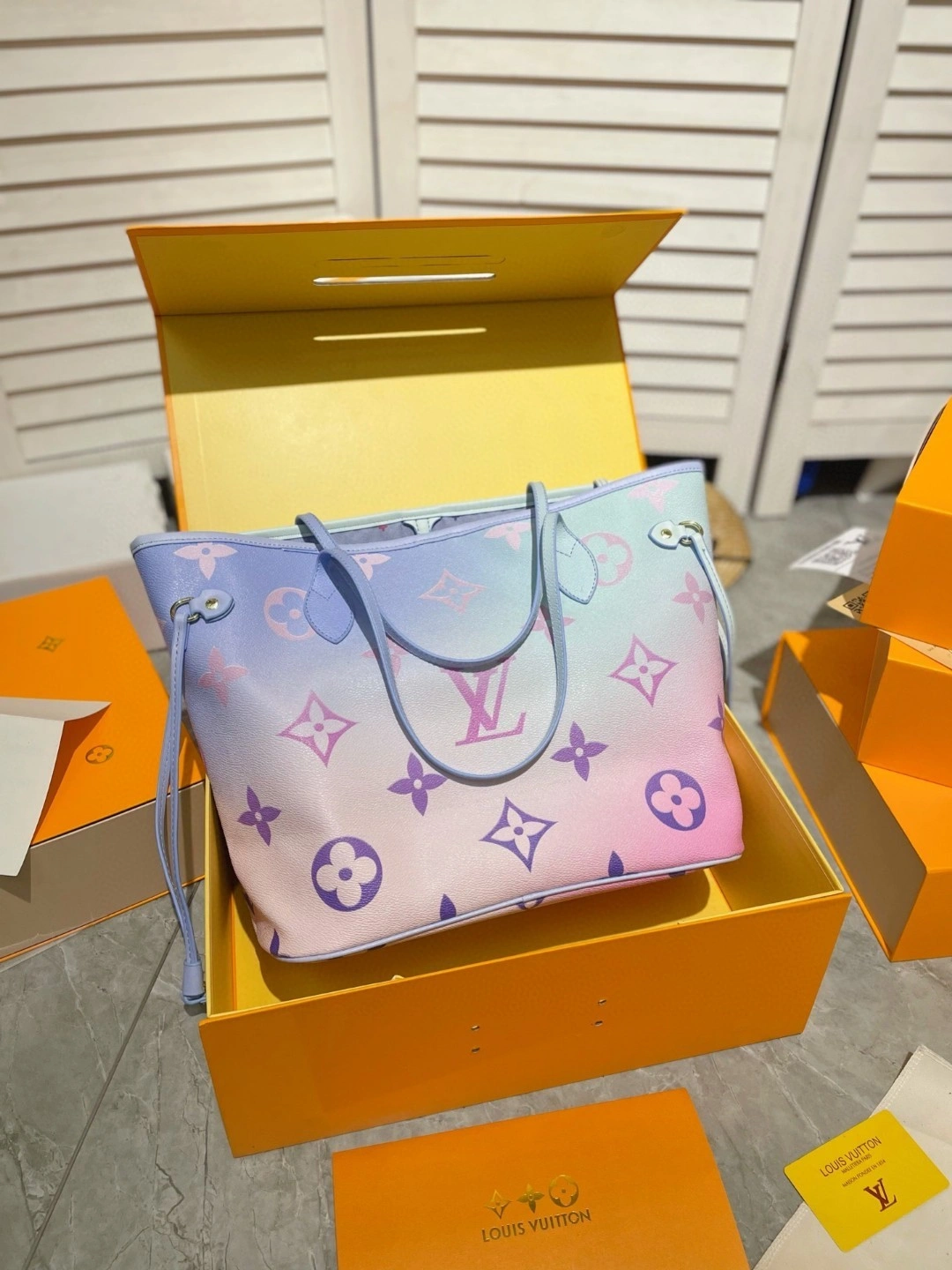 &AIR- M46077 Neverfull item : BT-B299E3035W