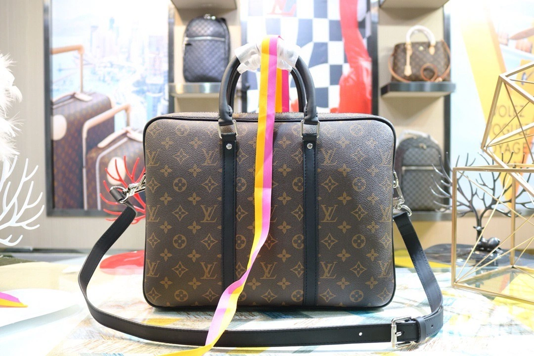 AIR- M52005 cowhide PorteDocuments Voyage item : BT-B225C2735W