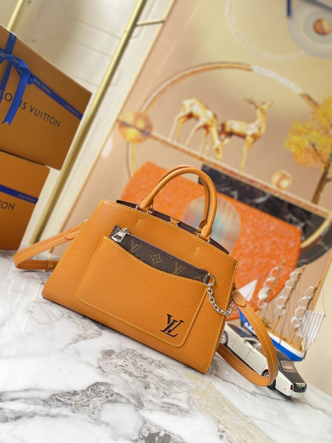 AIR- M59953 Marelle Tote item : BT-B225E2619W