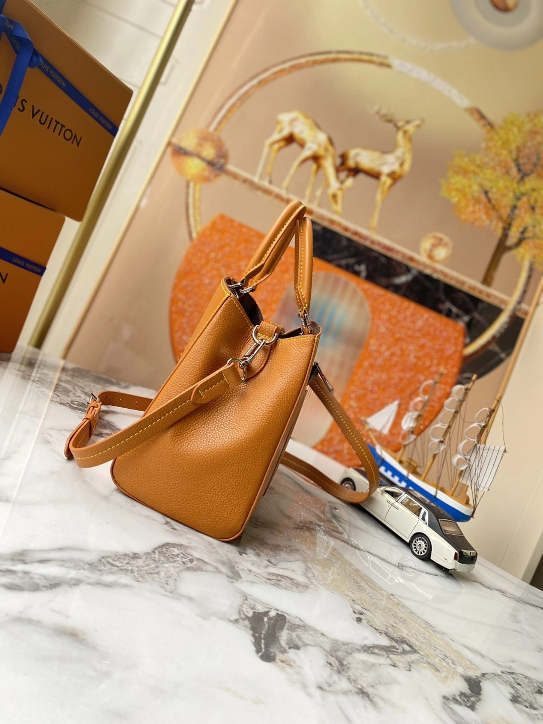 AIR- M59953 Marelle Tote item : BT-B225E2619W