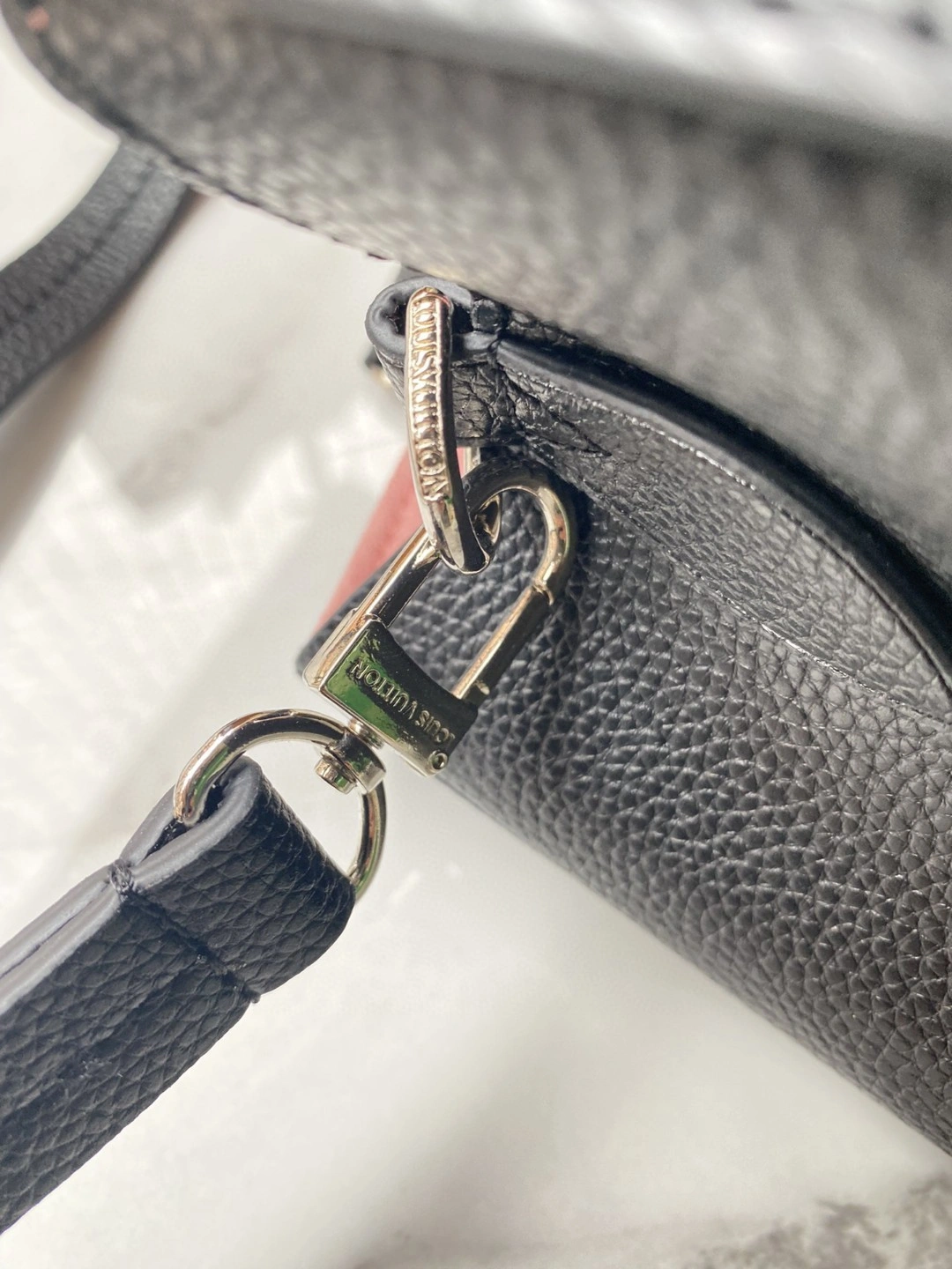 AIR- M59954 Marelle Tote item : BT-B225E2621W
