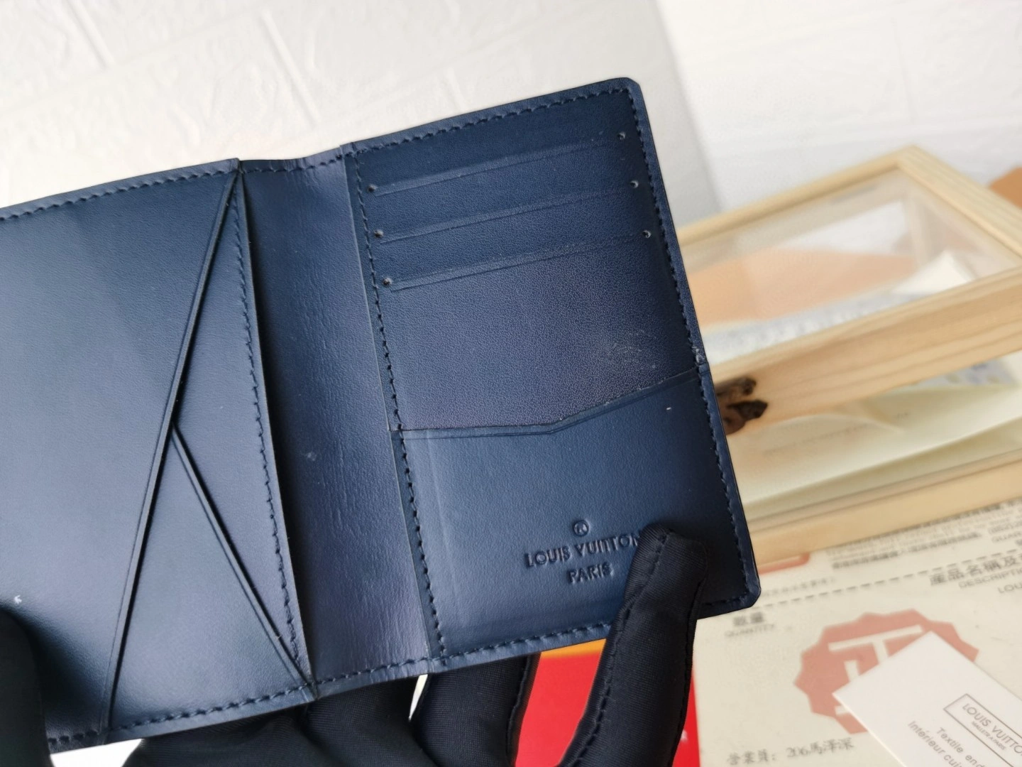 AIR- M80421 Calfskin item : BT-B225E0605W
