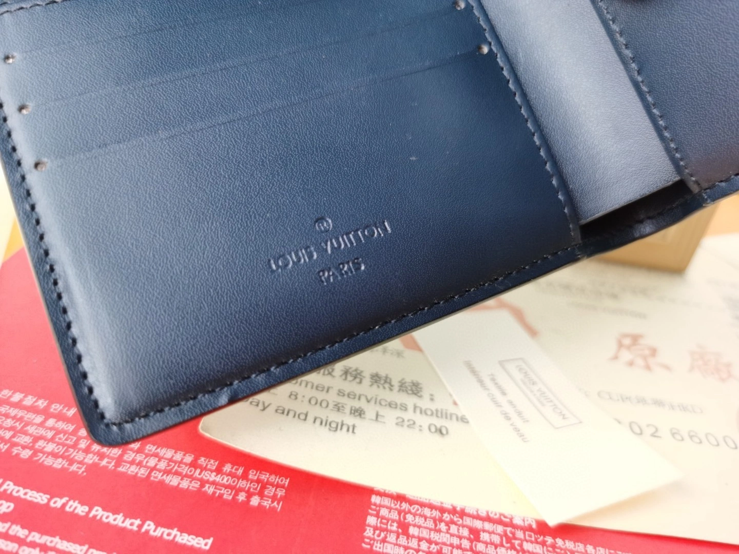 AIR- M80422 Calfskin Multiple item : BT-B225E0604W