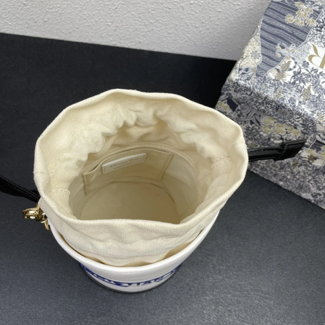 AIR- M8703OOBR-M933 cowhide item : BT-B225E3107W