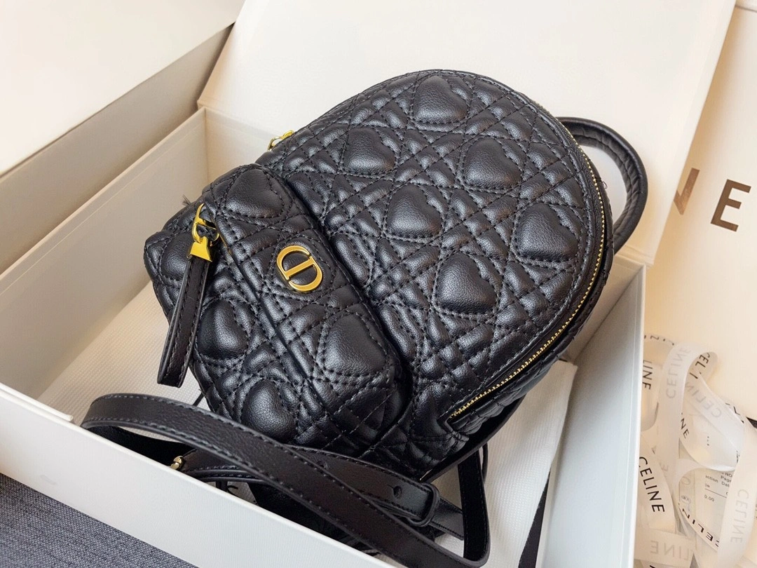 AIR- M9222UNGH-M900 sheephide Backpack item : BT-B225E0642W
