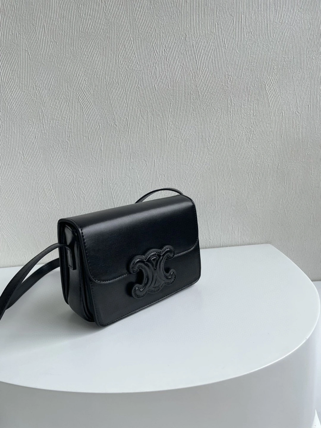 &AIR-199233BF4-38NO Calfskin TRIOMPHE item : BT-B225F0572W
