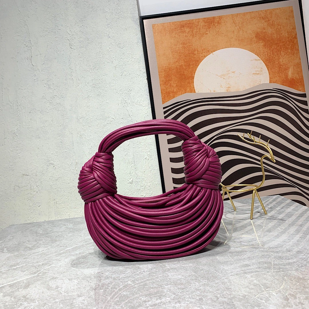 AIR-680934V1H106170 sheephide item : BT-B225F0517W