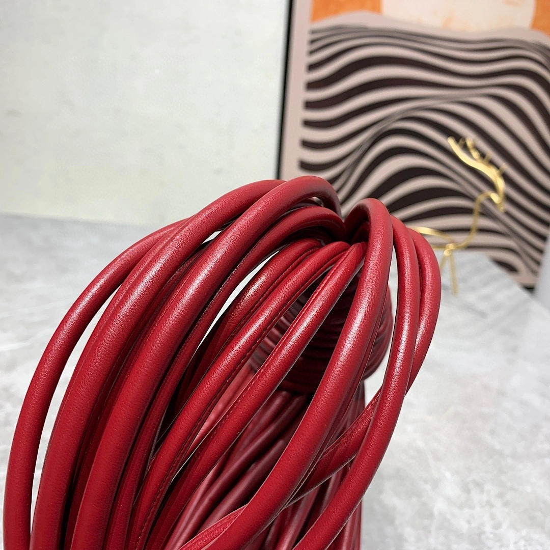 AIR-680934V1H106358 sheephide item : BT-B225F0518W