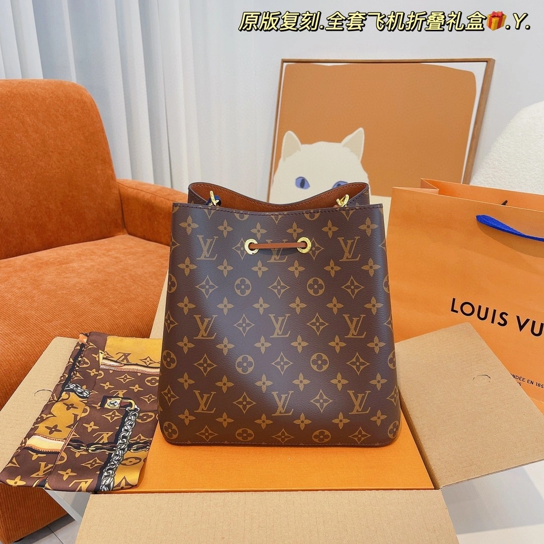 &AIR-M44887 Calfskin item : BT-B299F0512W