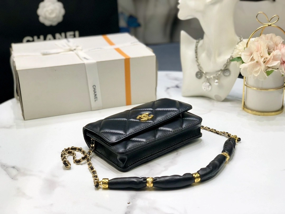 AP2236-B06268-94305 Lambskin Woc item : BT-B225D0731W