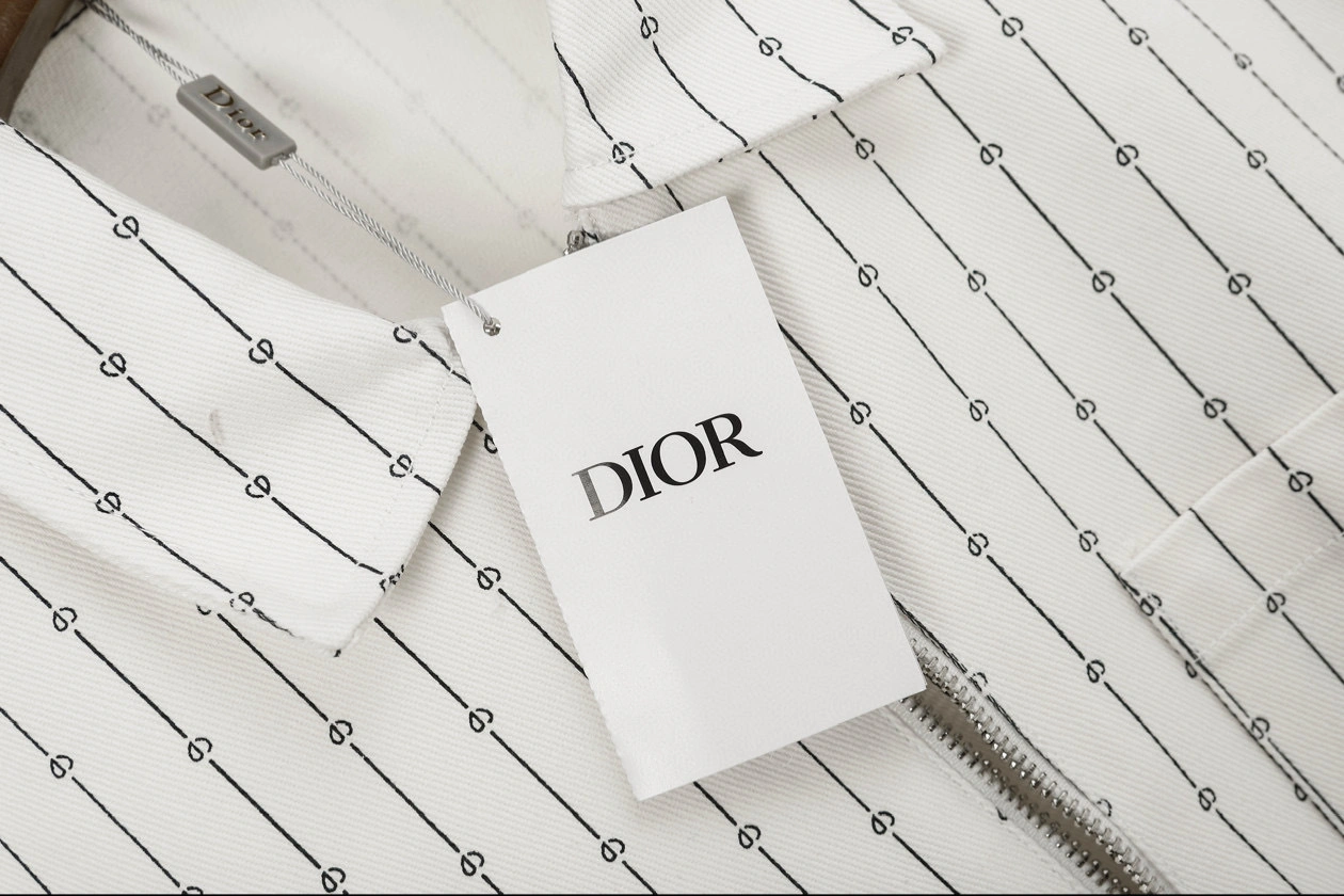 &Air----- logo embroidery item:B-F407I1746
