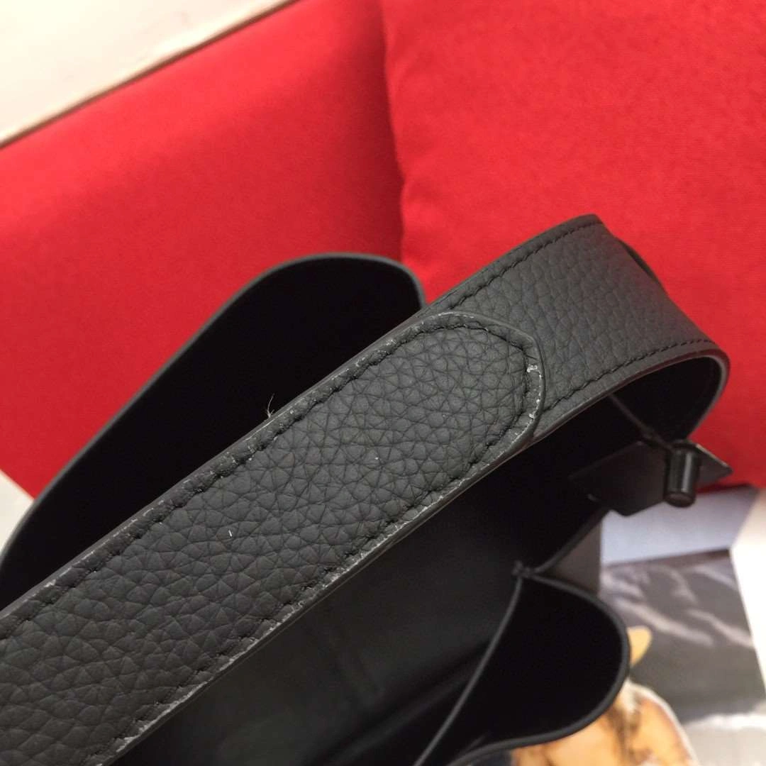 *Air--- 1BC127 Calfskin item : A-B00I0106A