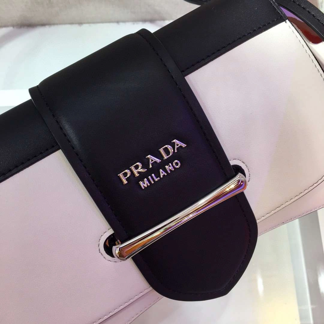 *Air--- 1BD908 Calfskin item : A-B328H2605A