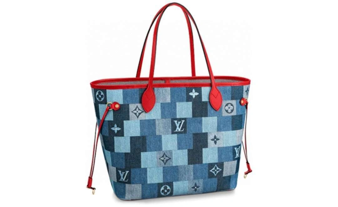 *Air--- 44981Neverfull item : A-B257G3033