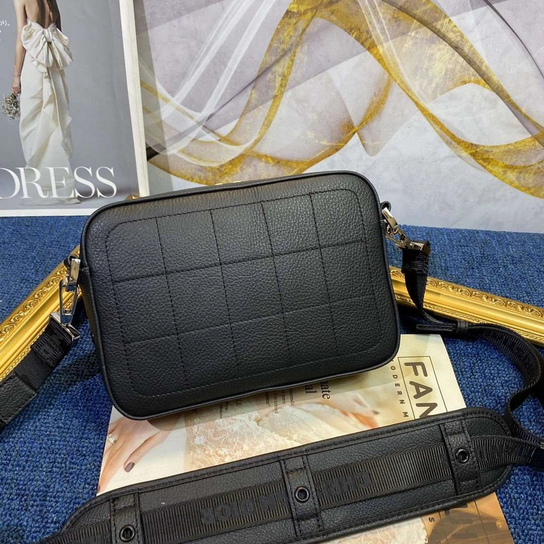 &Air--- 9018 Calfskin item : A-B340H2303A
