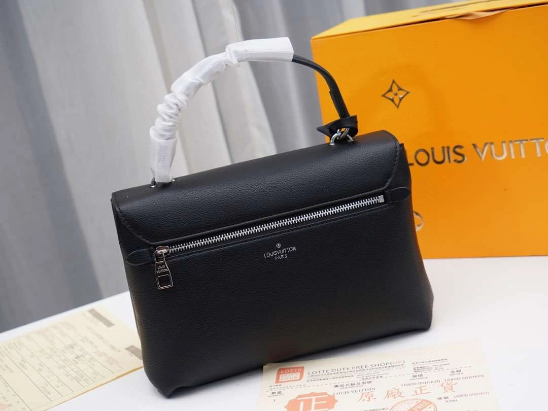 *Air--- M54849 cowhide item : A-B257H0235