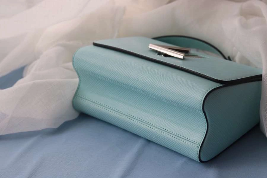 *Air--- M56372 item : A-B180H0183