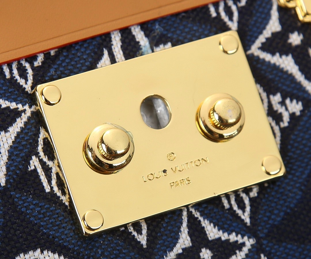 Air--- M57399 item : A-B225H0365