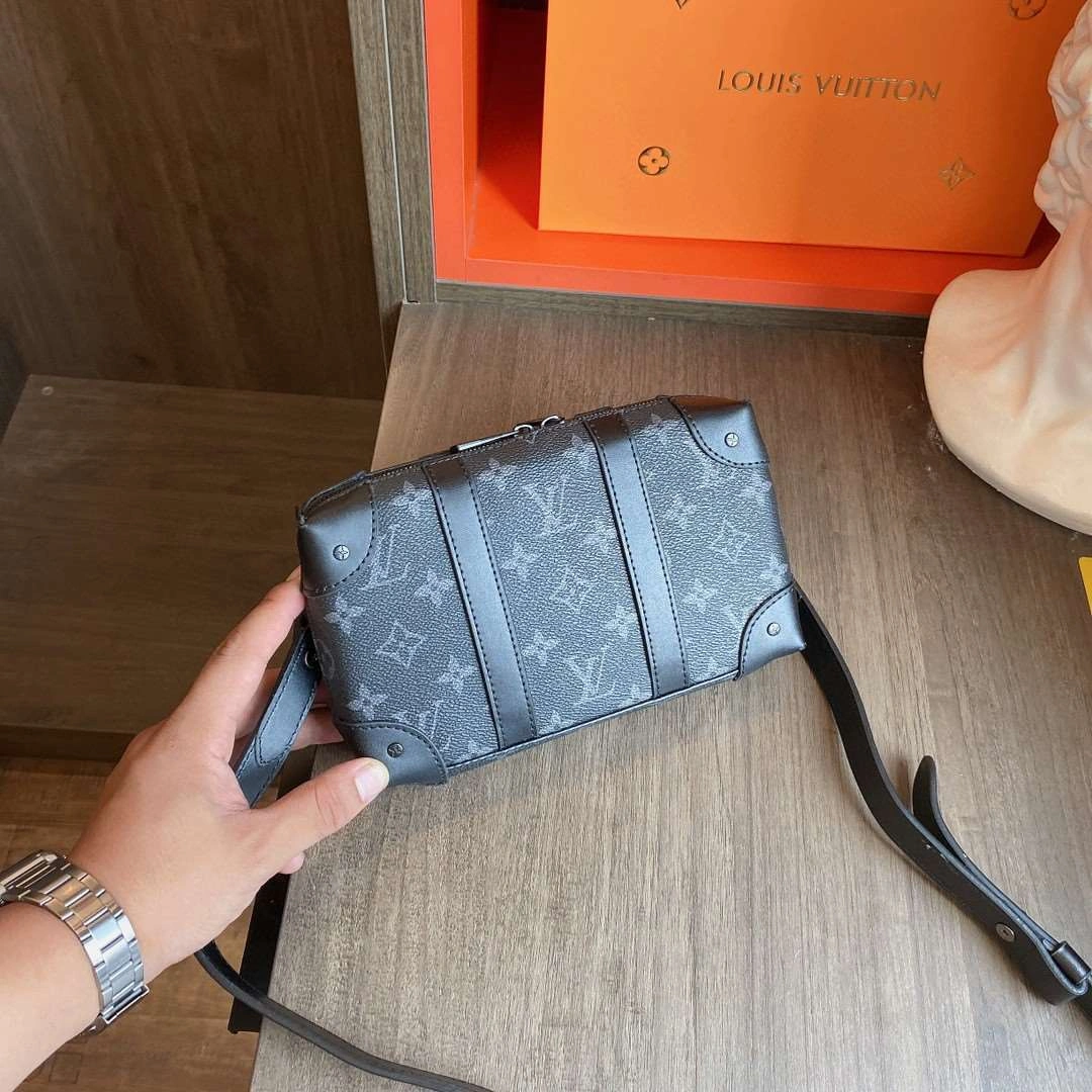 *Air--- M69838 cowhide item : A-B00H0101