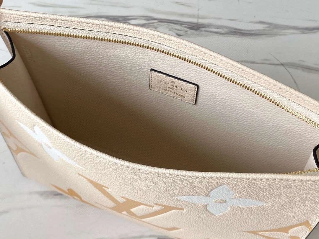 Air--- m80504 item : A-B00G2836