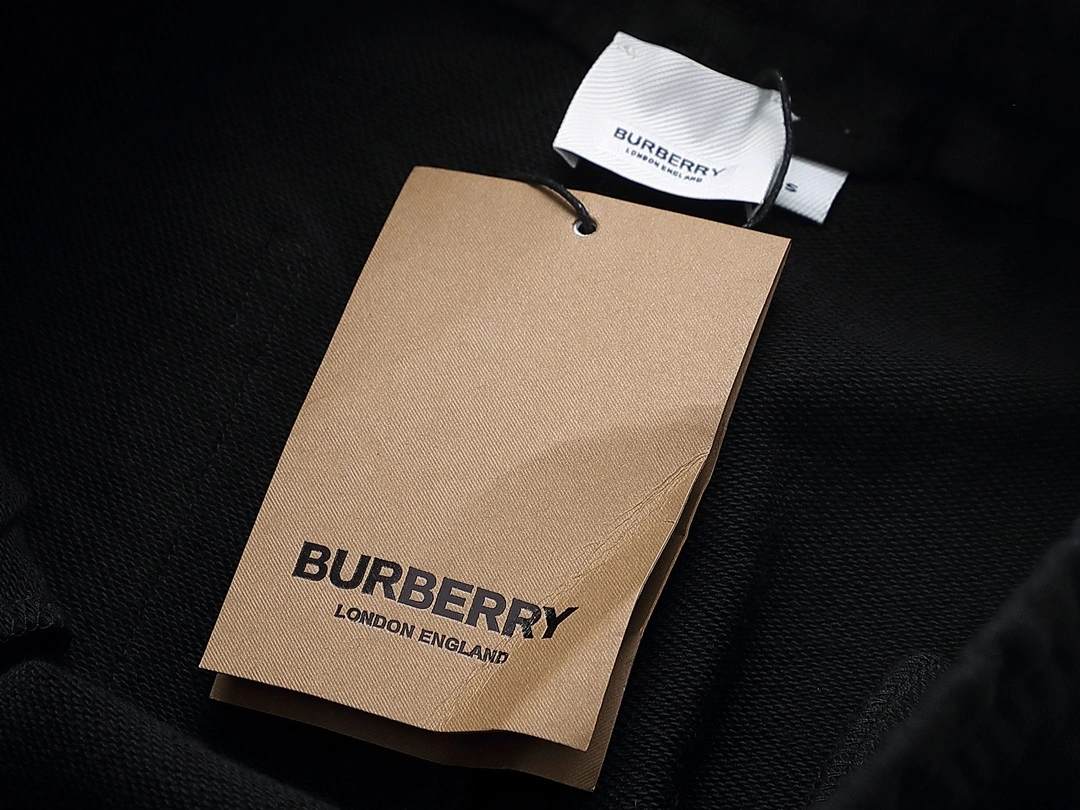 Air-- 2ur25rry item:D-F431J4702