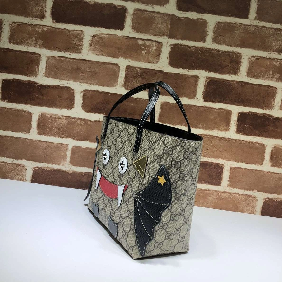 *Air---525522 item : A-B00H0420