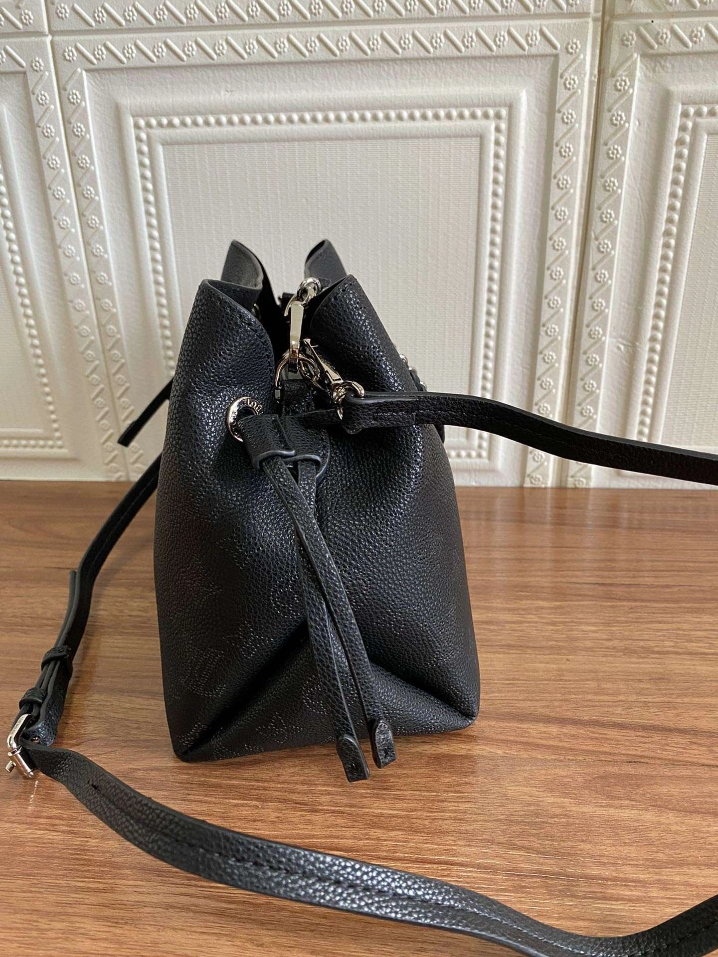 *Air-- 57070 Calfskin item : A-B00G3025
