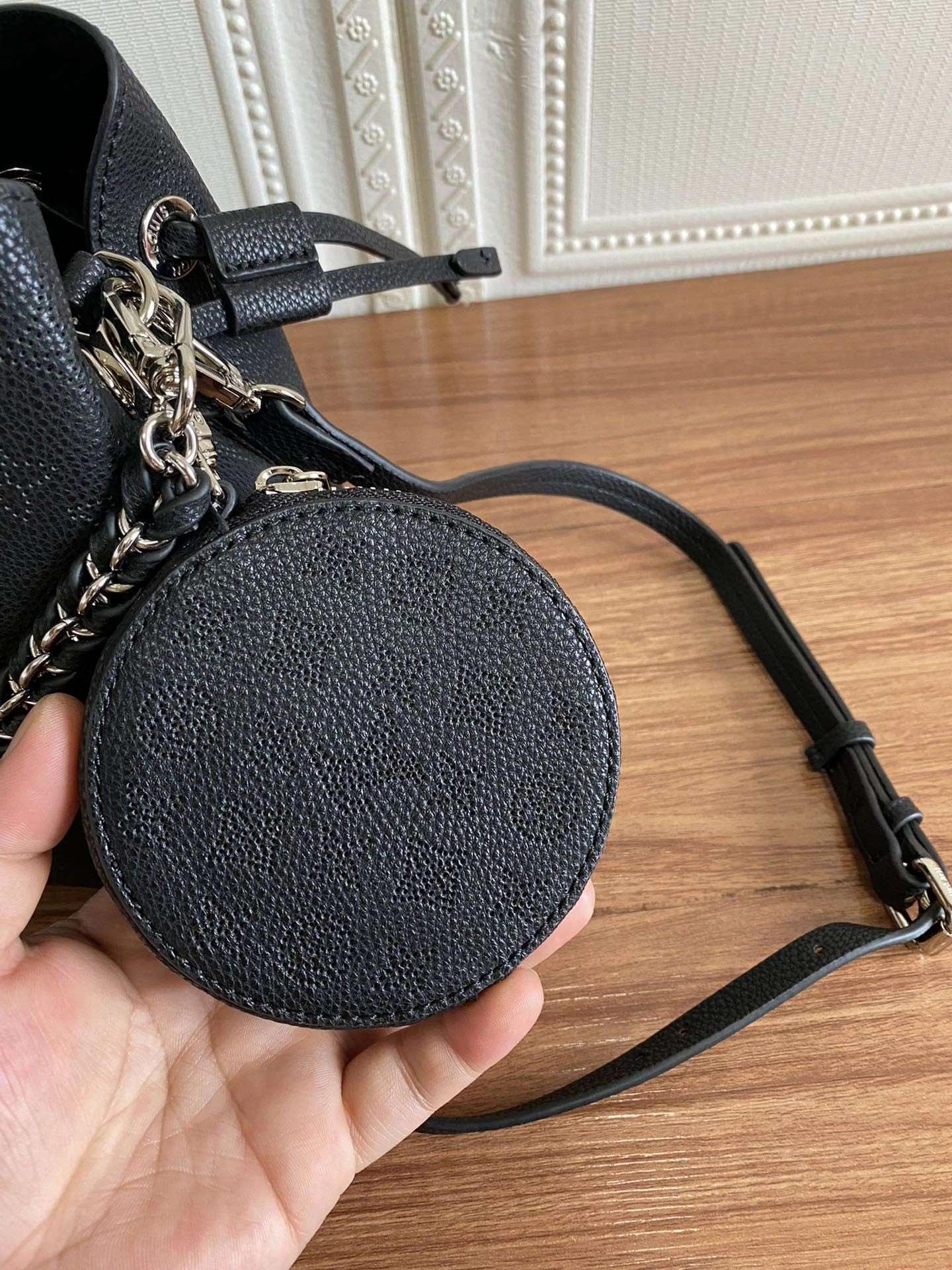 *Air-- 57070 Calfskin item : A-B00G3025