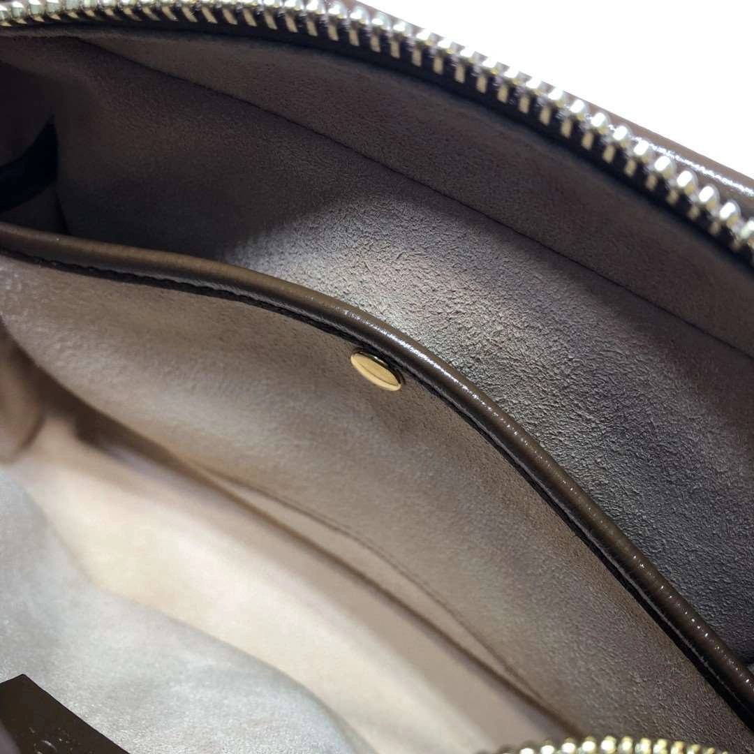 *Air---625764 item : A-B00H0313