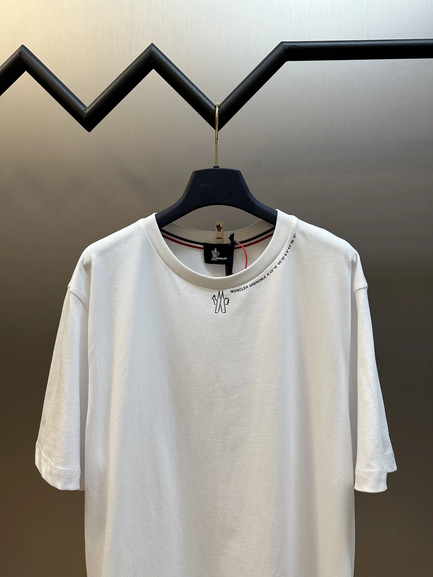 &Air-- 7o9385r 2colour item:E-F000C1111-2