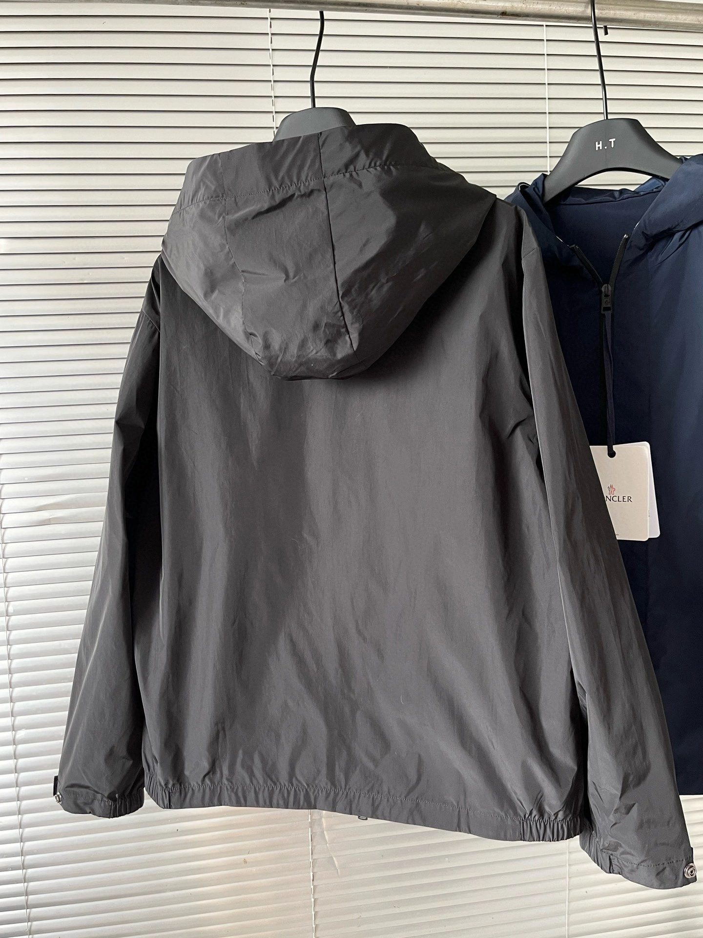 Air-- 7o9385r Carles oversized 2colour item:D-F110J5522-2