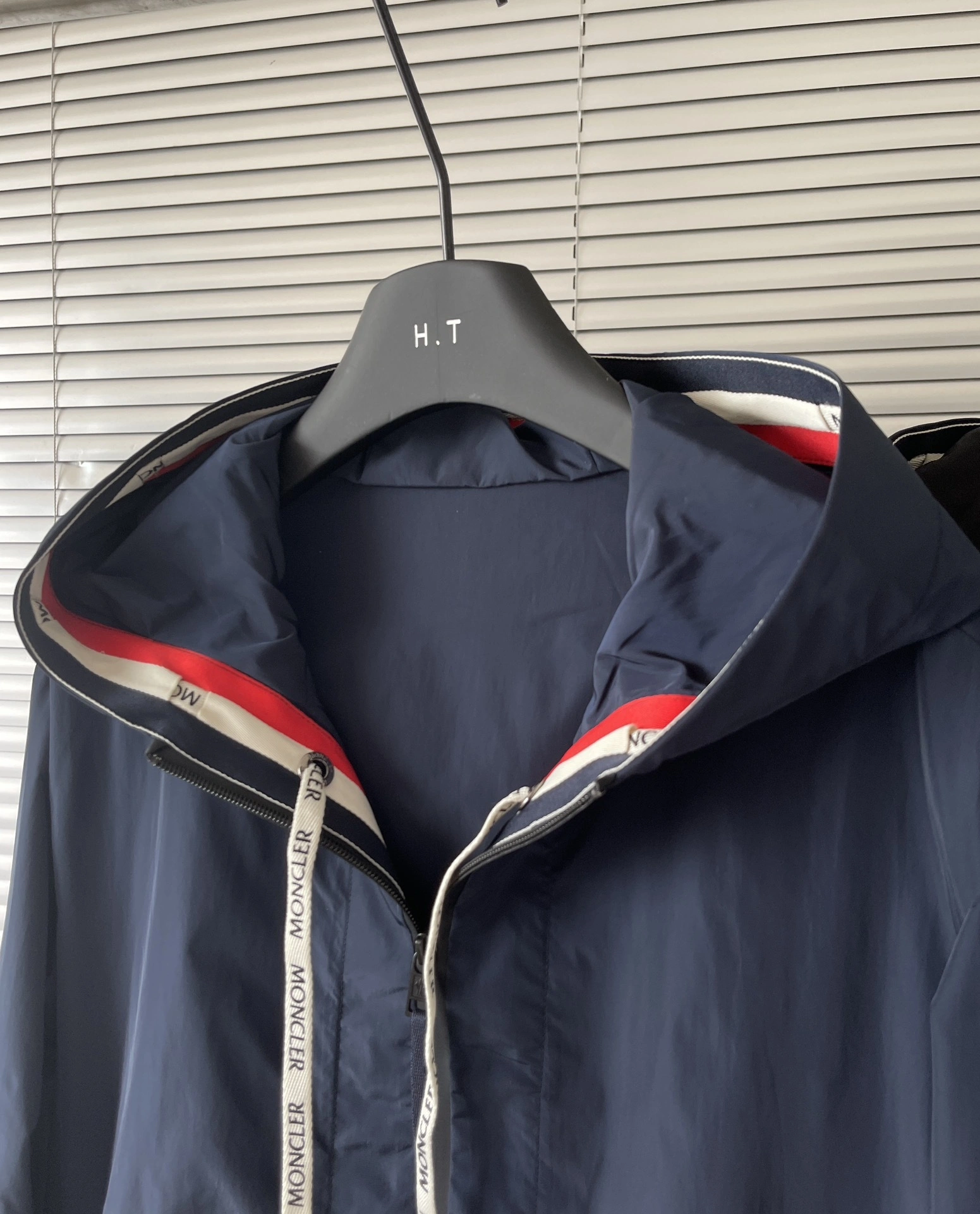 Air-- 7o9385r Carles oversized 2colour item:D-F110J5522-2