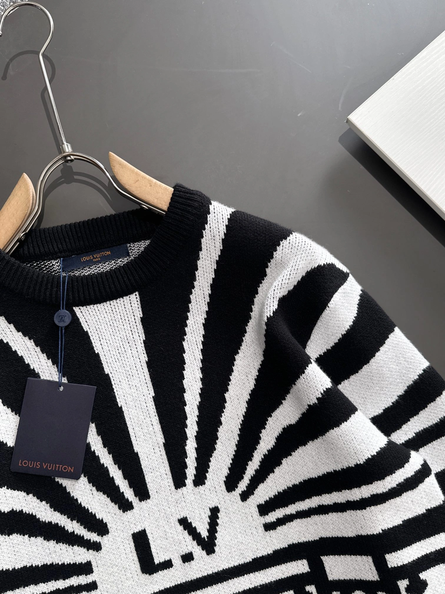 Air-- 8V wool item:D-F431J4715